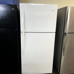 Whirlpool Apartment Size Gloss White Top Freezer Refrigerator