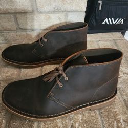 Clark's Chukka Boots Size 11 Men's 