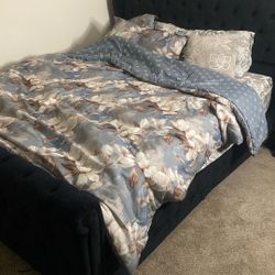 Bed Frame ( Queen size) 