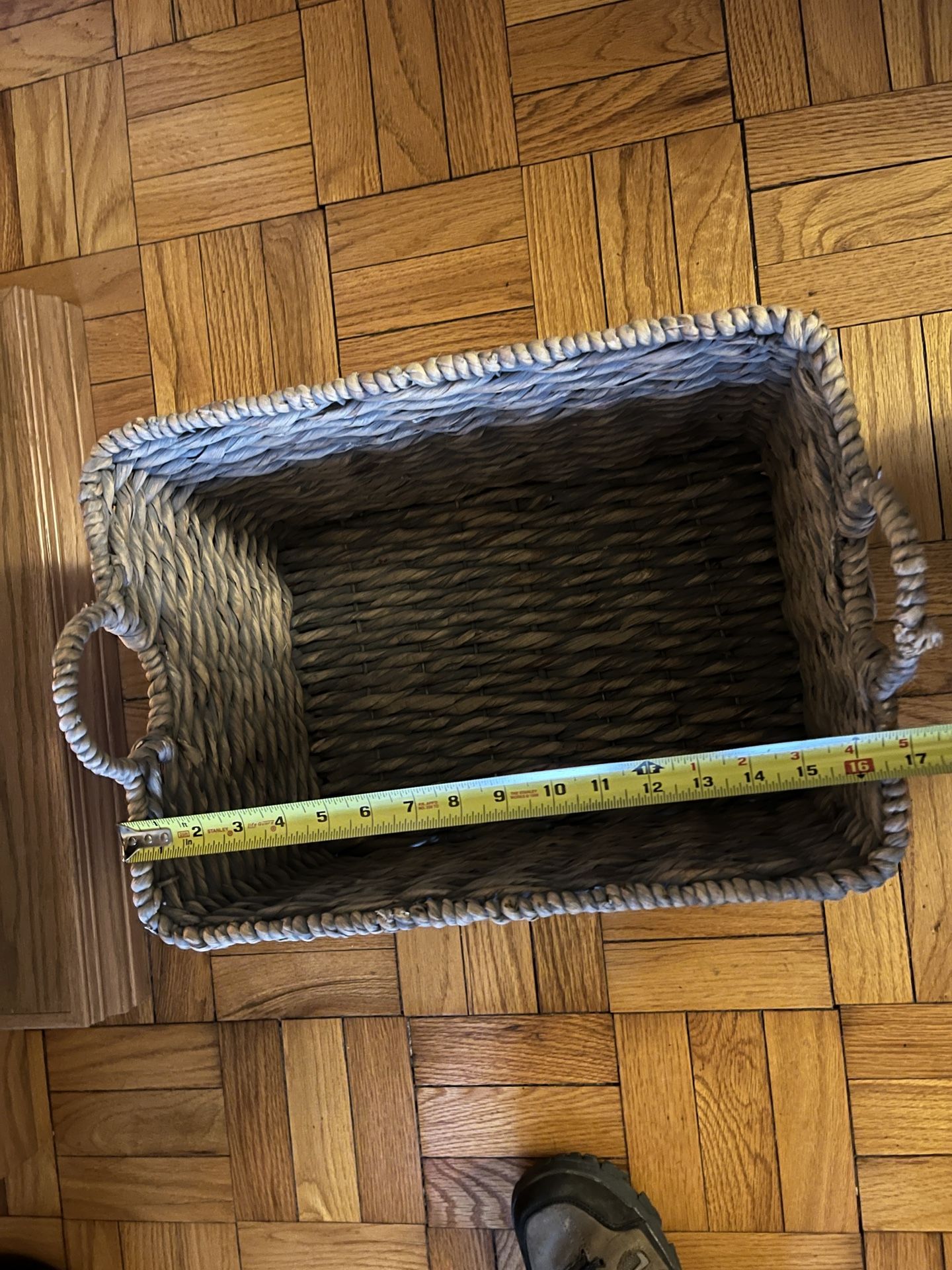 Study BASKET - BRAND NEW