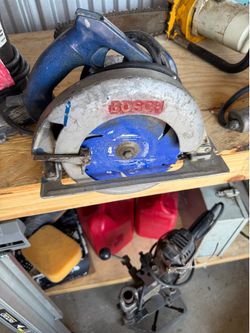 BOSCH 7-1/4 circular saw  in good condition