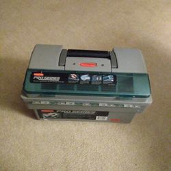Rubbermaid Tackle Box