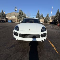 2023 Porsche Cayenne