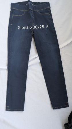 Womans Gloria Vanderbilt 6 All Around Slimming Effect 30x25.5, Rise 10, Denim Blue Jeans Pants 78% Cotton. 22% Polyester, 2% Spandex, 2" Wide Elastic