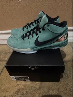 Kobe protro 4 size 10.5 brand new