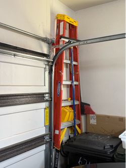 Werner Fiberglass Ladder 6’