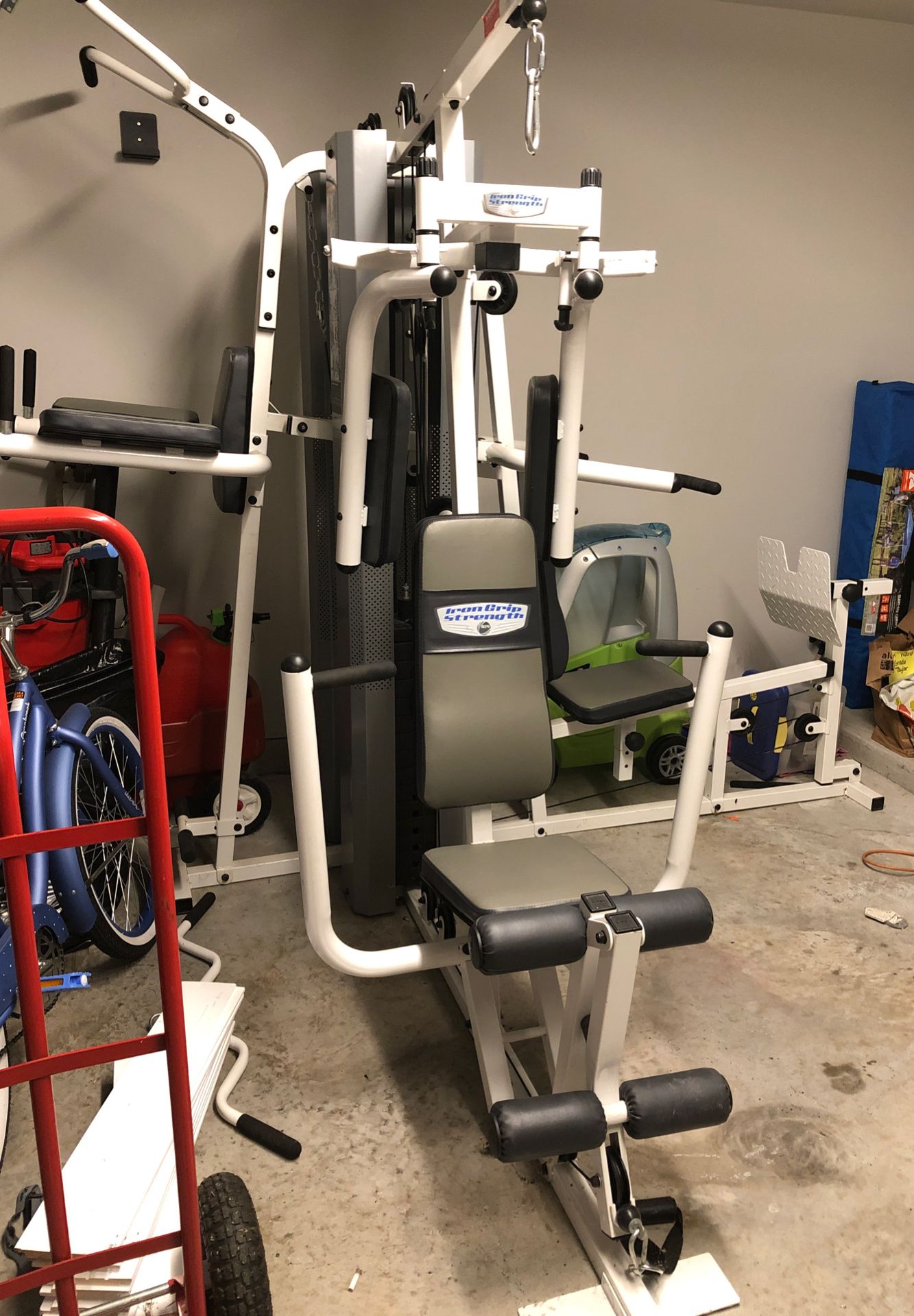 Gym equipment / home Gym