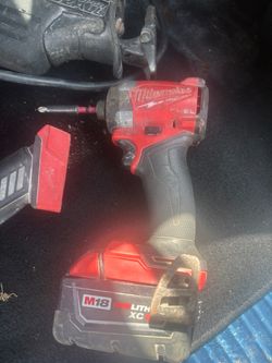 Milwaukee M18 Fuel Impact Driver with Battery