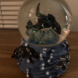 Dolphin Snow Globe