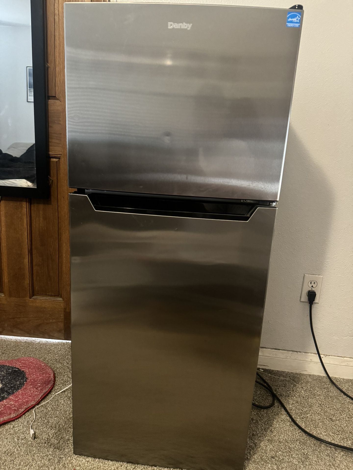 Mini Fridge