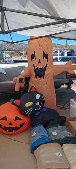 Halloween inflatable