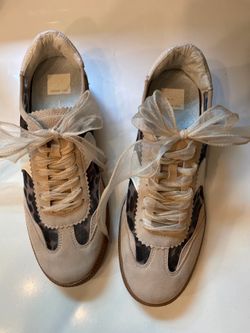 Dolce Vita Leopard Sneakers Size 10