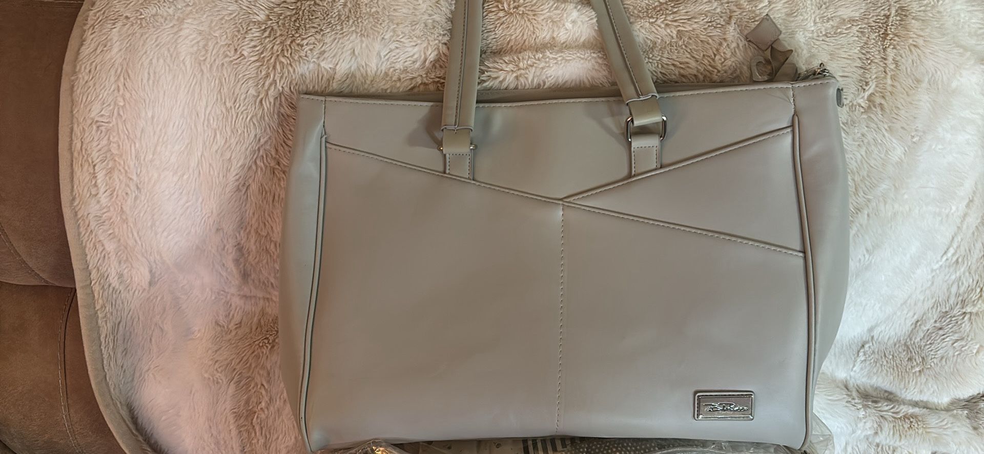 Bella Russo Laptop Extra Large Tote Bag Brand New Light Grey Purse Hearts