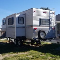 5th Wheel Travel Trailer 