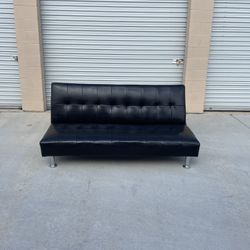 *Free Delivery* Black Futon Couch Sofa Sleeper Bed