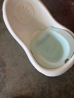 Baby bathtub