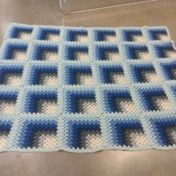 Crocheted Optical Illusion Blanket