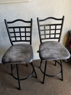Swivel Bar Stools