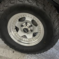 Old school Wheels 16x8 0 Offset JDM 6x139