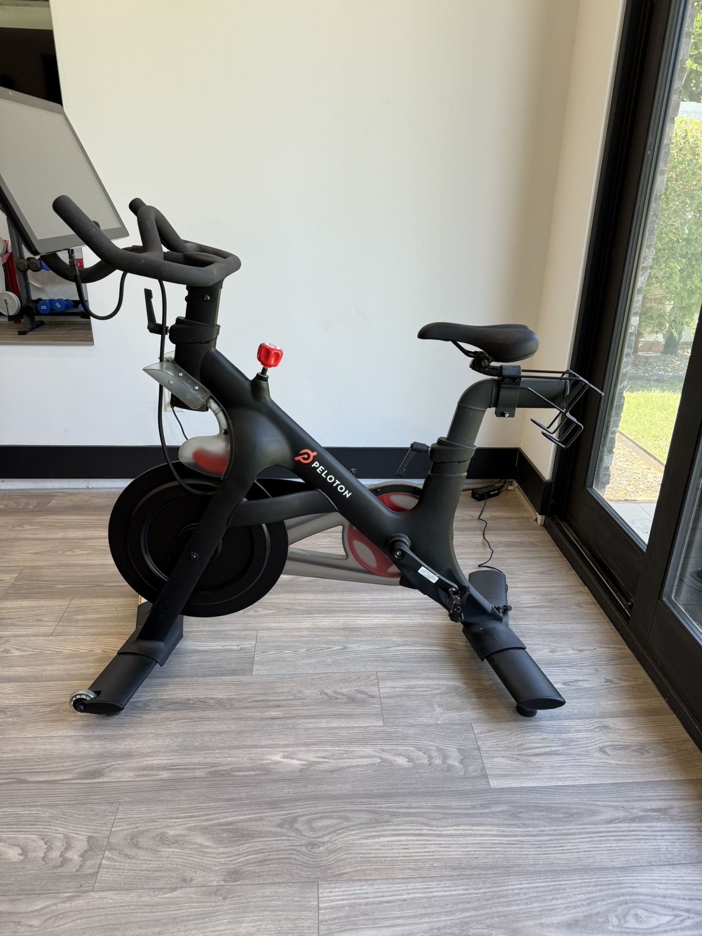 Almost NEW Peloton STEAL + Shoes