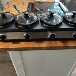 TRU Quad Slow Cooker Buffet (4 Pots)