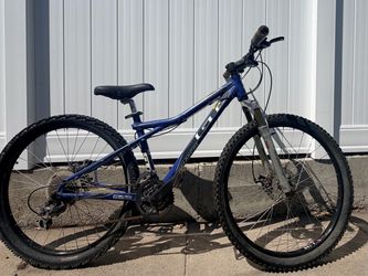 Gt Avalanche disc xs mountain bike teens women