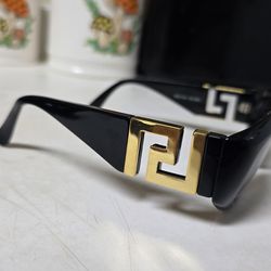 Gianni Versace Shades Sunglasses Glasses Black Gold