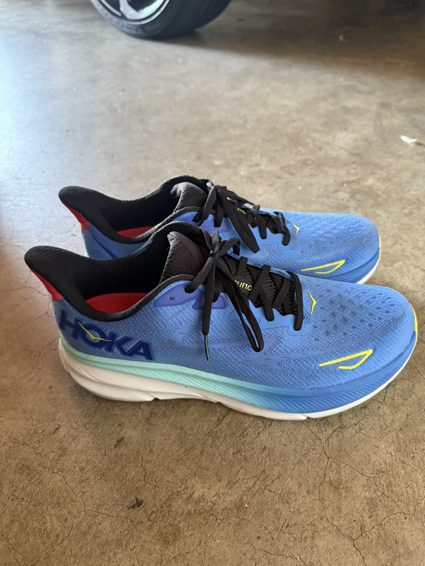 Clifton Hoka 9