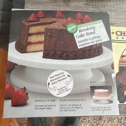 Cake stand revolving