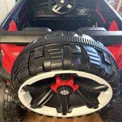 Kids Bluetooth Electric Ride On Jeep 