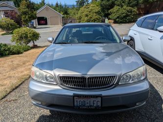 2000 Infiniti I30