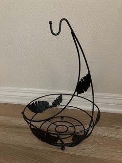 Kitchen Basket With Banana Hanger