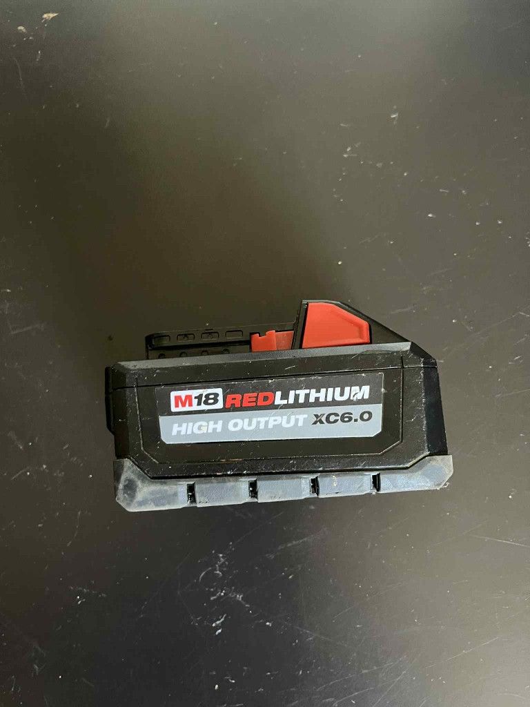 Milwaukee M18 Batería High Output 6.0ah $70 Firme Precio