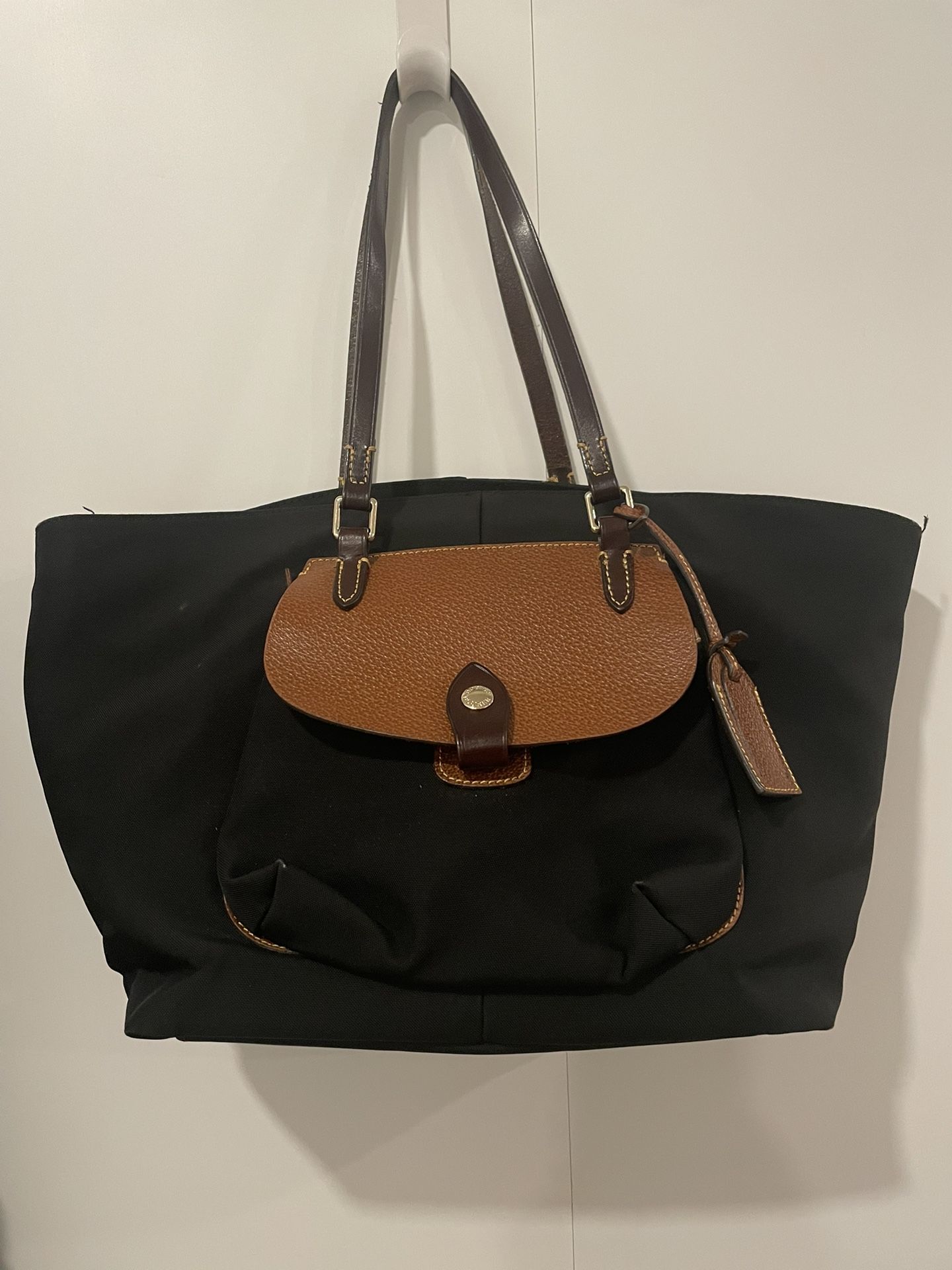 Dooney & Burke Tote Bag