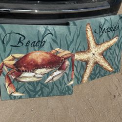 2 beach themed wall canvas pics