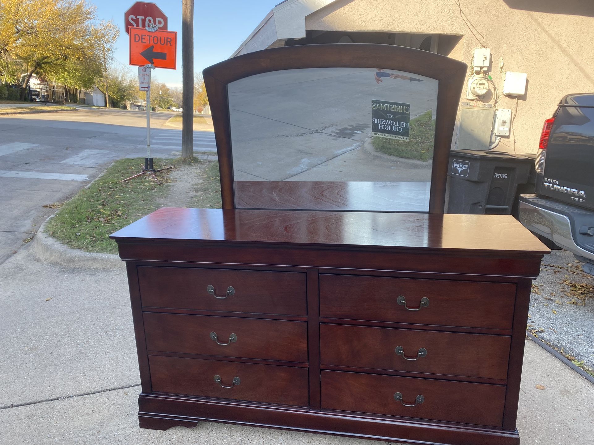 Nice Ashley Furniture Bedroom Dresser With Mirror