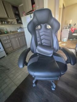 Gaming chair