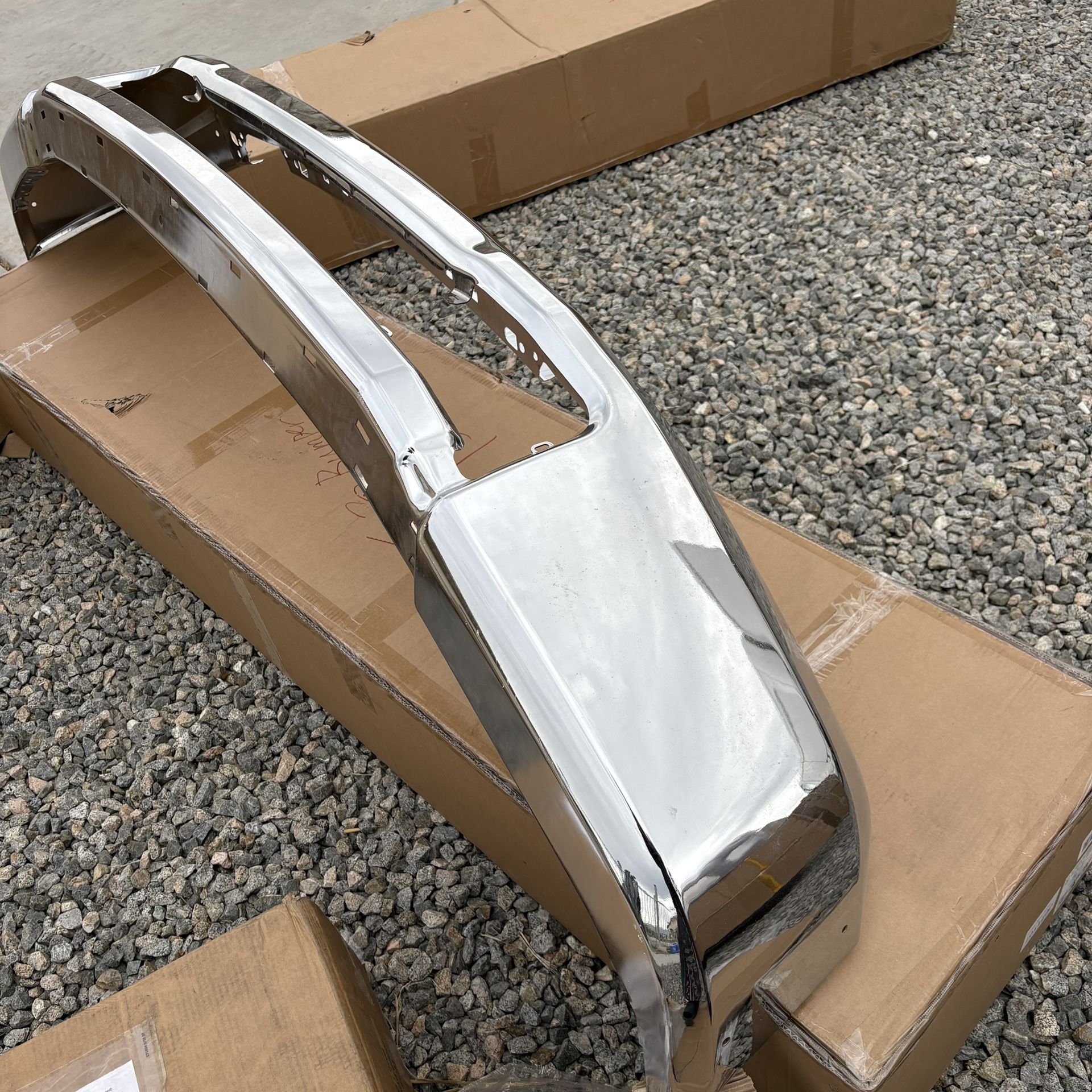 Chrome, Steel Front Bumper Face Bar Compatible with 2020 - 2022 Ford F- 250 F- 350 Super Duty 20 21 22, FO1002448