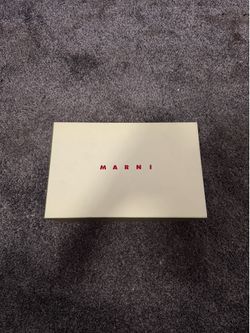 black marni fur slides