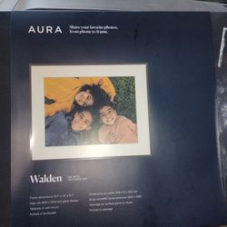 Walden 15in  aura digital frame