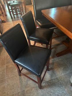 Moving Sale – Cherry Wood Dining Set w/ Black Leather Seating – Seats 8 – $150