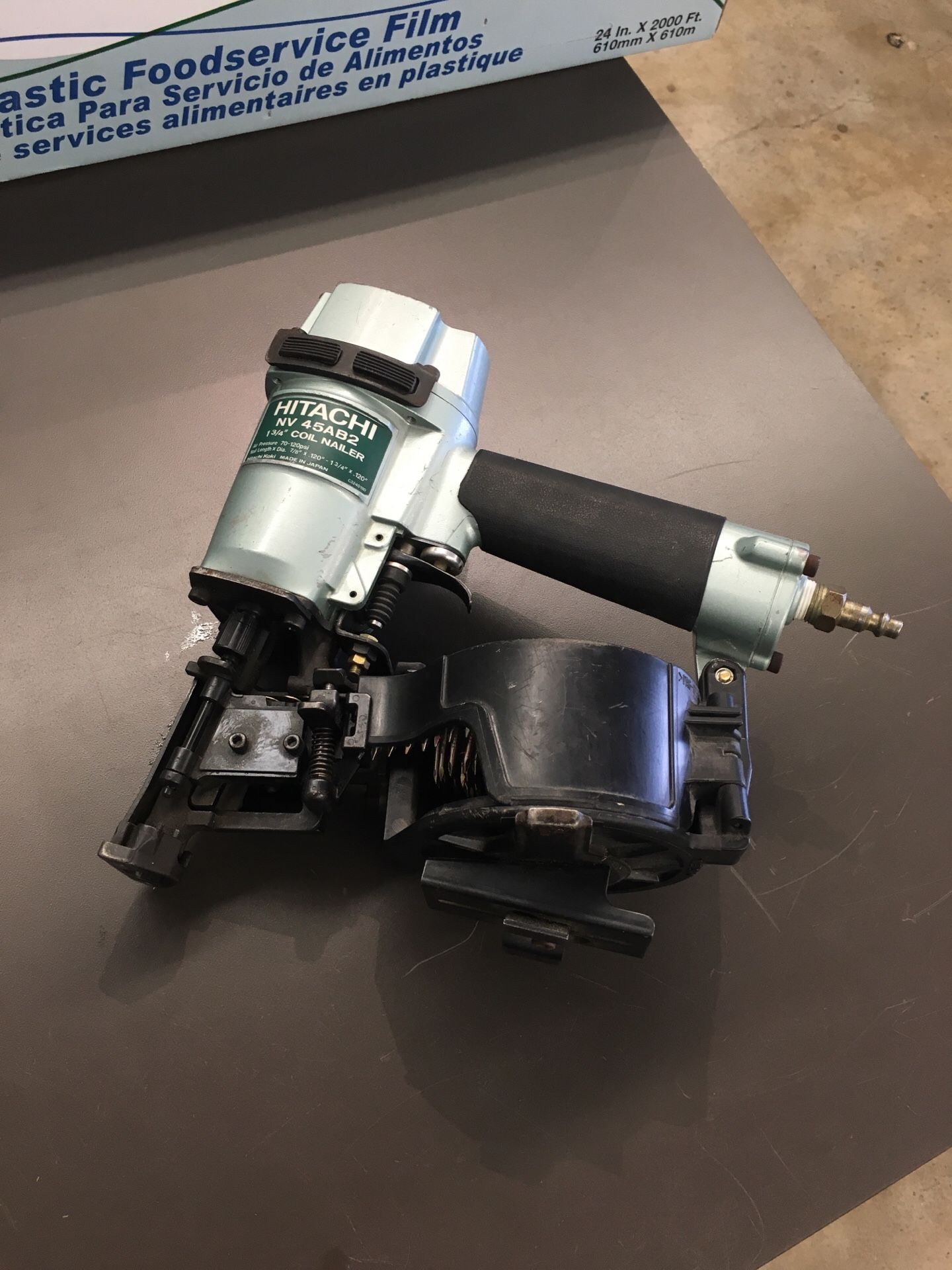 Hitachi NV 45AB2 1 3/4” Coil Nailer. Excellent Condition for Sale in