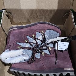 Sorel Alpine Boats Sneakchic for woman, sword, red, brown, Size 7 