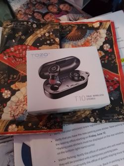 CELLPHONE EAR BUDS