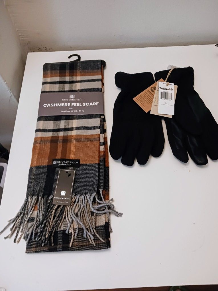 All New Original with TAG for Only 20 dollars (all cost 80 dollars).
Gloves Timberland size L.
Incredible deal.