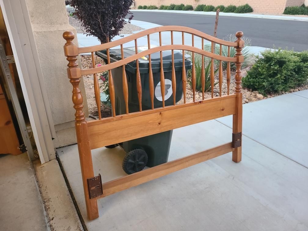 Queen Headboard And Matching Nightstands