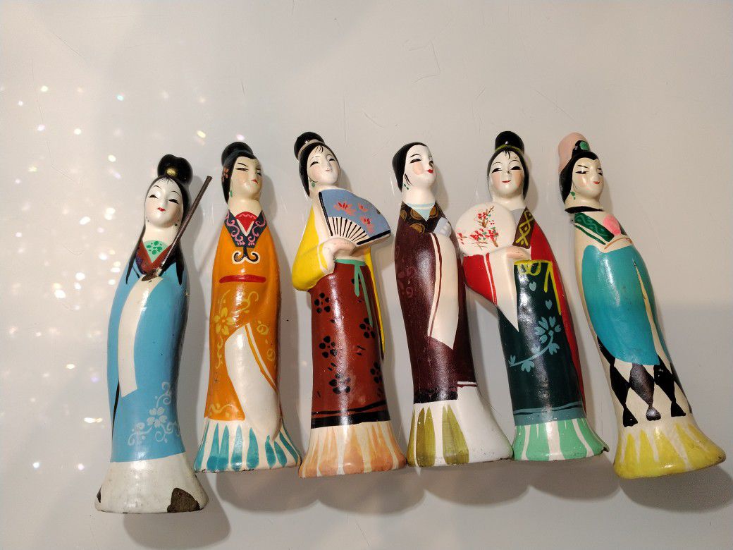 6 Vintage Chinese Mini Dolls