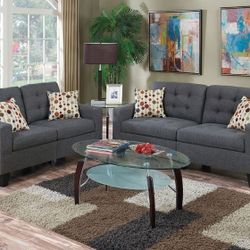 BRAND NEW 2 PC SOFA AND LOVESEAT WITH ACCENT PILLOWS INCLUDED $549
