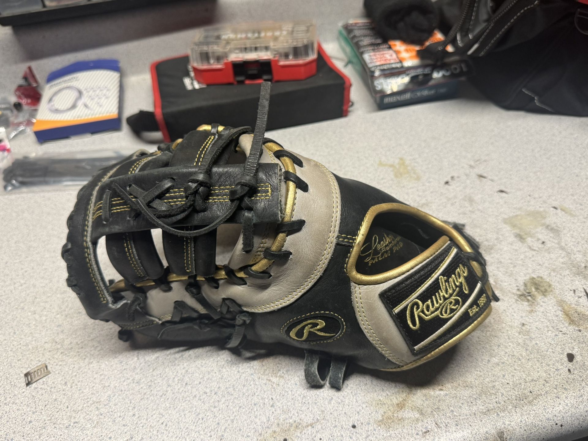 Rawlings Left Handed First base Glove
