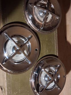 Hubcaps(lancers)